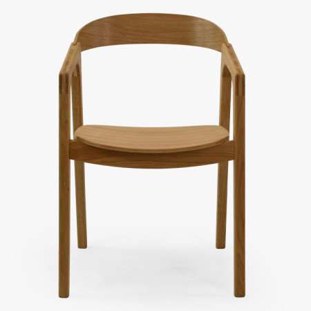 Eichenstuhl mit Armlehnen