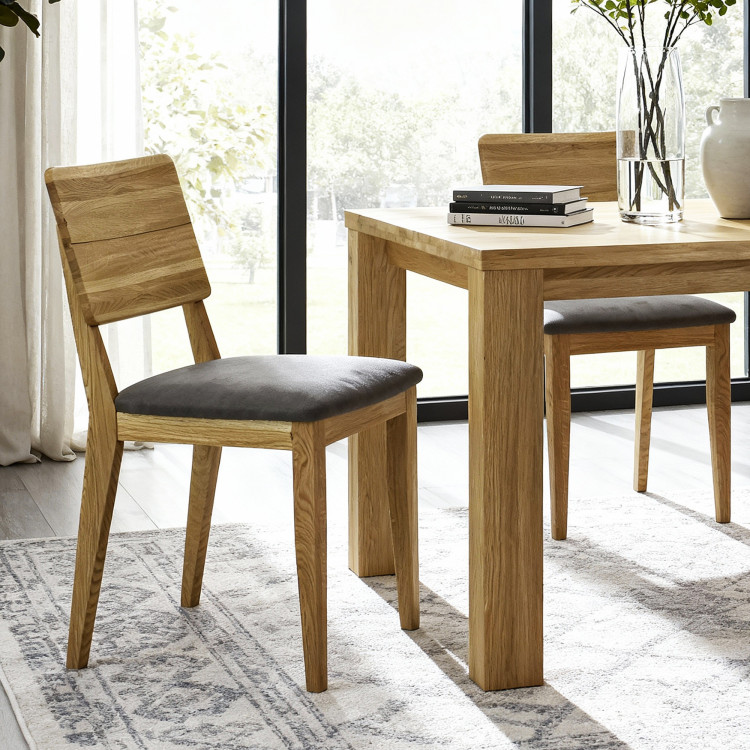 Eiche Tisch 180 x 90 cm und 4 Holzstühle