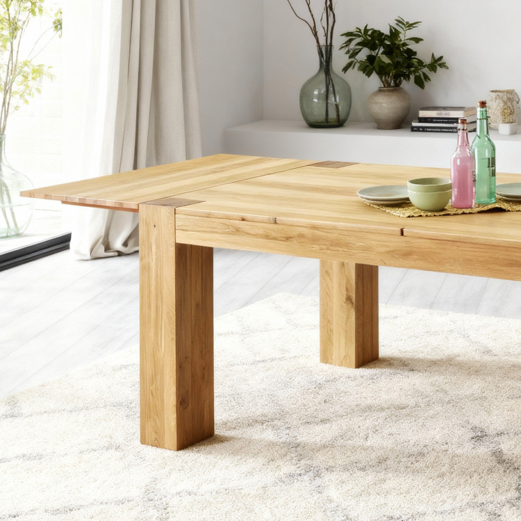 Modernes Esszimmer-Set aus Massivholz