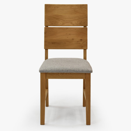 Massiver Esstisch aus Eiche 220×100 cm mit 4 skandinavischen Stühlen