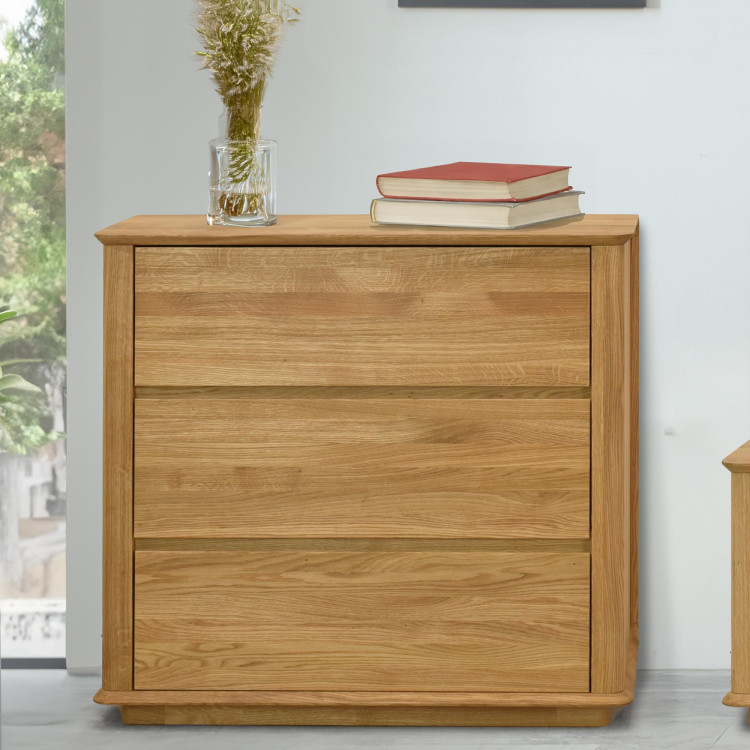 Premiäre Eichenkommode mit 3 Schubladen