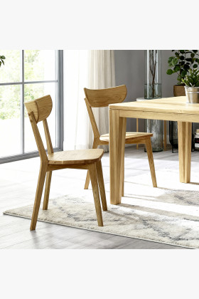 Jedezimmergarnitur aus massiver Eiche – Tisch York und Holzstuhl Eva 2