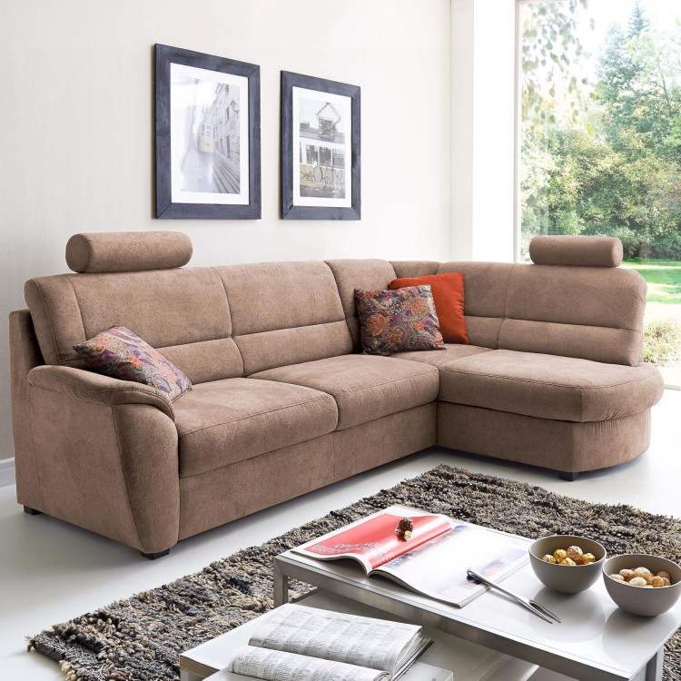 Moderne Wohnlandschaft mit Ottomane rechts