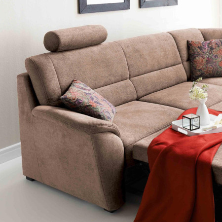 Moderne Wohnlandschaft mit Ottomane rechts