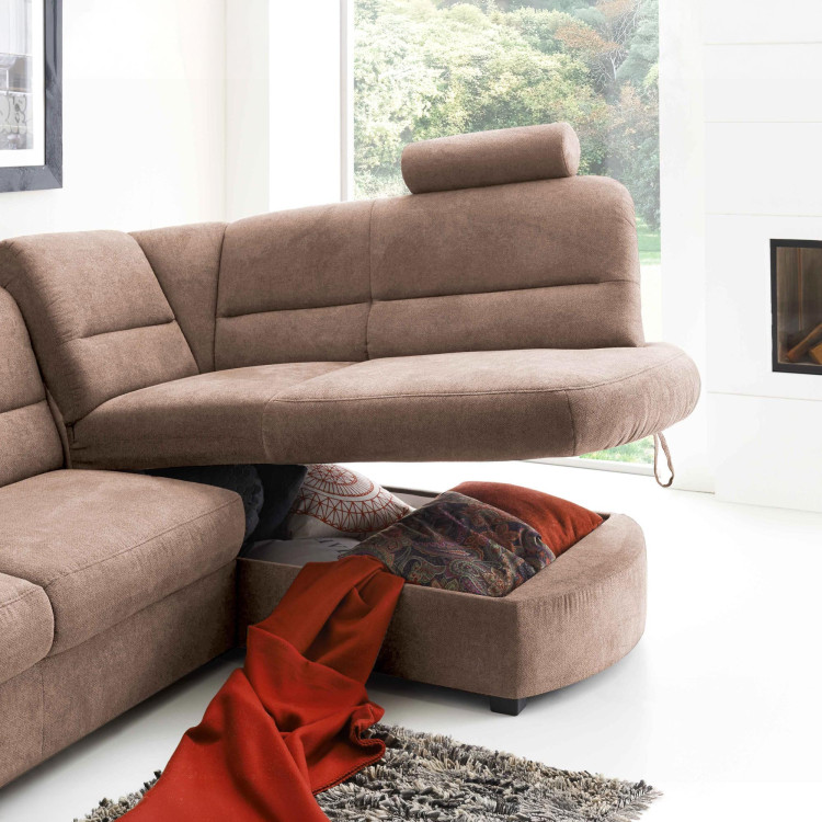 Moderne Wohnlandschaft mit Ottomane rechts