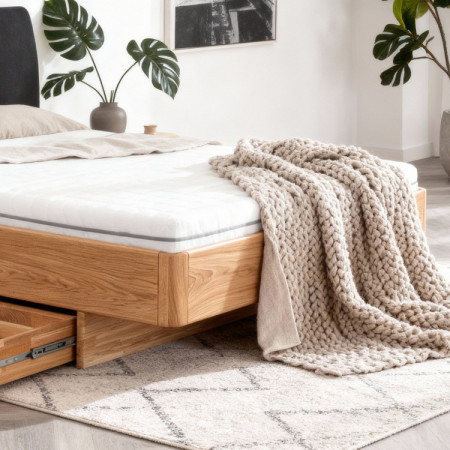 Postel aus Massivholz mit Stauraum 180 x 200 cm