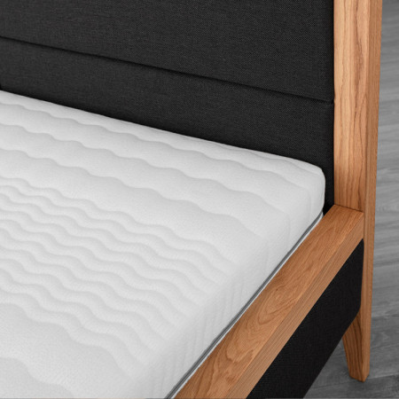 Postbett aus Eichenholz mit Stoffbezug 180x200 cm