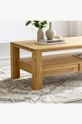 Holzner eckiger Eichen-Couchtisch mit Regal 2