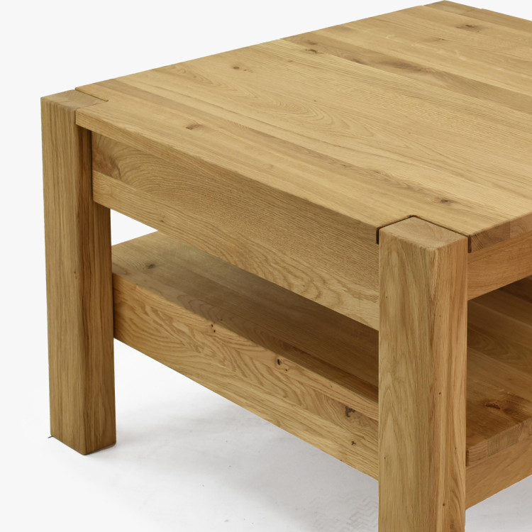 Holz-Couchtisch aus Eiche mit Ablage