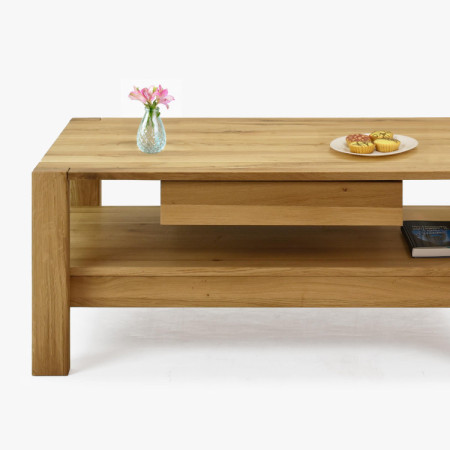 Holz-Esstisch aus Eiche mit Ablagefächern