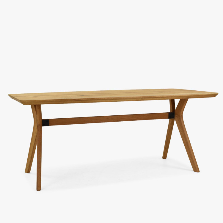 Dubový Esstisch oval 180 × 90 cm und Stühle Beny schwarz