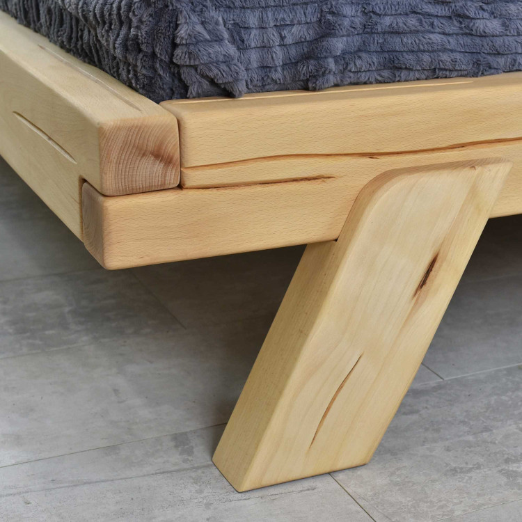 Postel aus massivem Buchenholz Anes 180x200 cm natur geölt