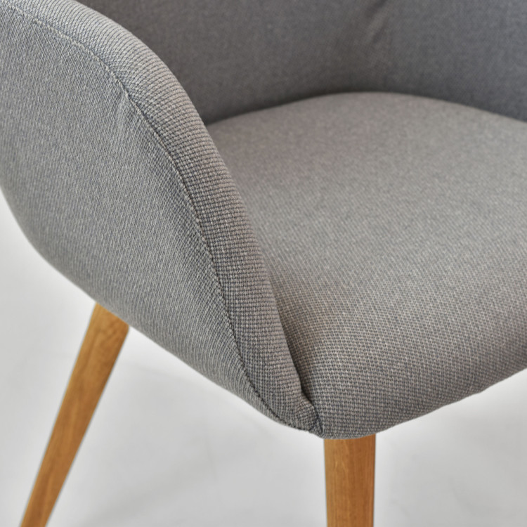 Rozklappbarer runder Esstisch aus massivem Eichenholz und Stühle