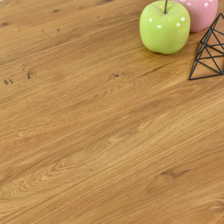 Holztisch und Holzstühle Set