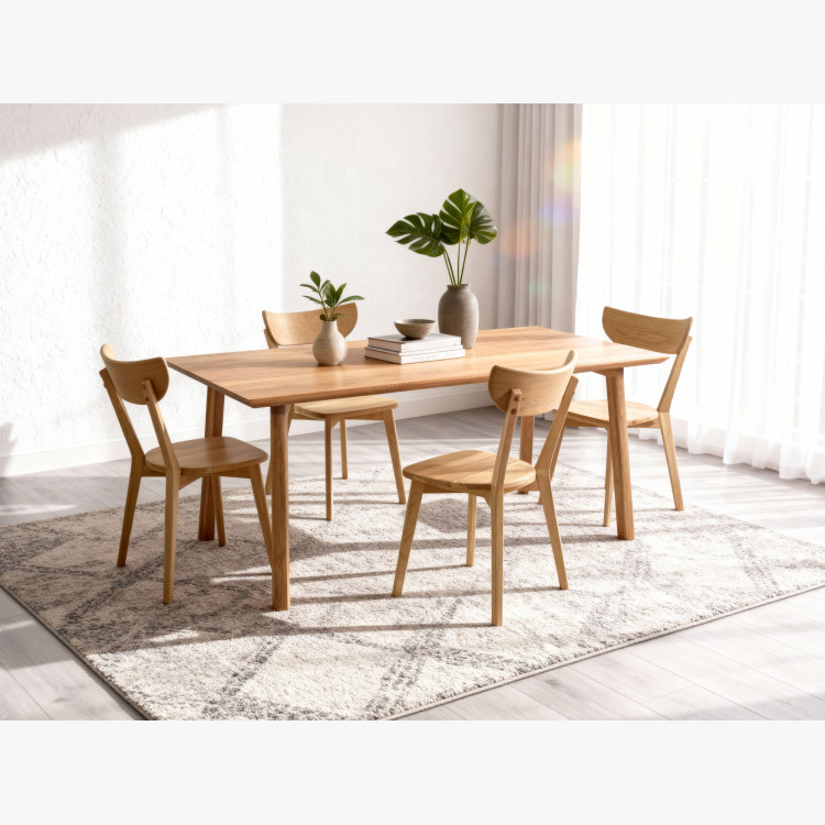 Holztisch und Holzstühle Set