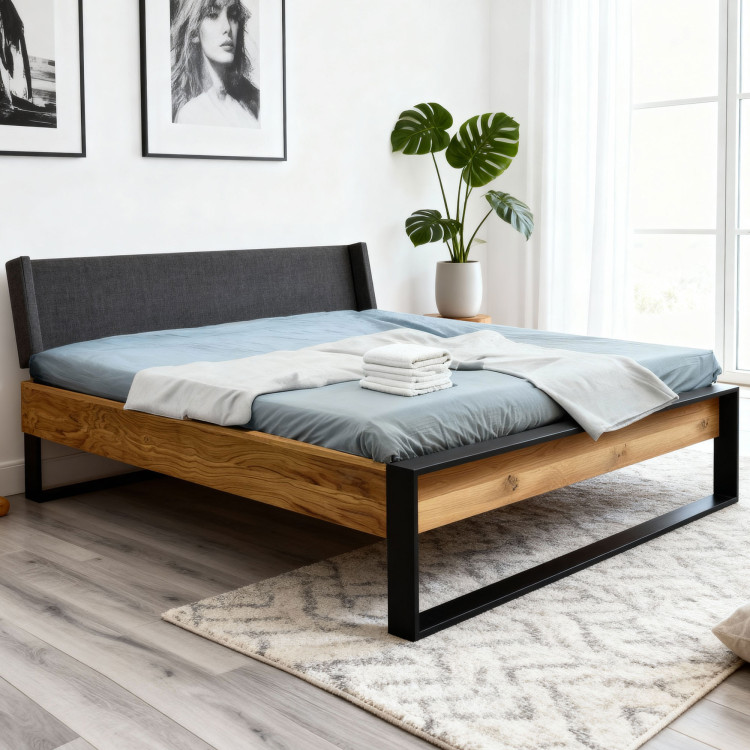 Eichenbett mit Metallfüßen 180 x 200 cm