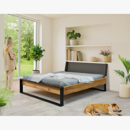 Eichenbett mit Metallfüßen 180 x 200 cm