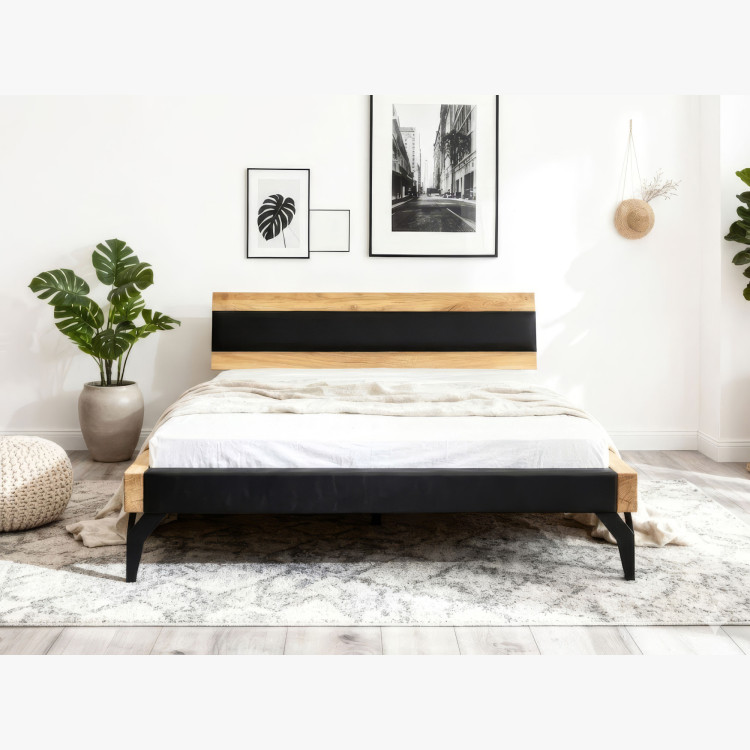 Dubový Bett aus Balken mit schwarzer Polsterung 180 x 200 cm