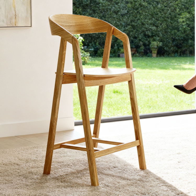 Ganz aus Holz, Barhocker aus Eiche