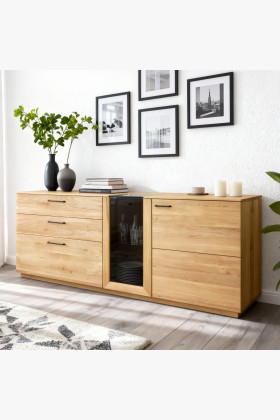 Eichenkommode 191 cm mit schwarzem Glas und Schubladen