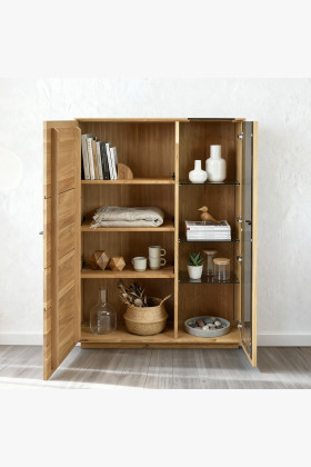 Zweiturige Eichenvitrine mit Glastüren 2