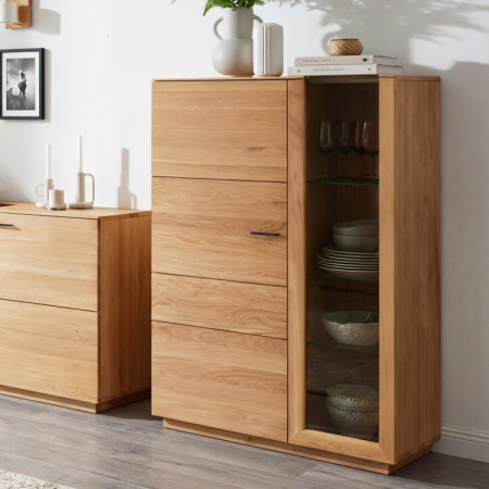 Zweiturige Eichenvitrine mit Glastüren