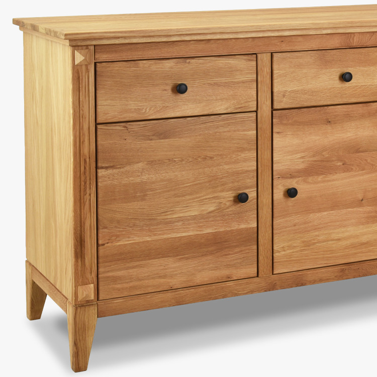 Dubische Kommode mit Türen im rustikalen Stil