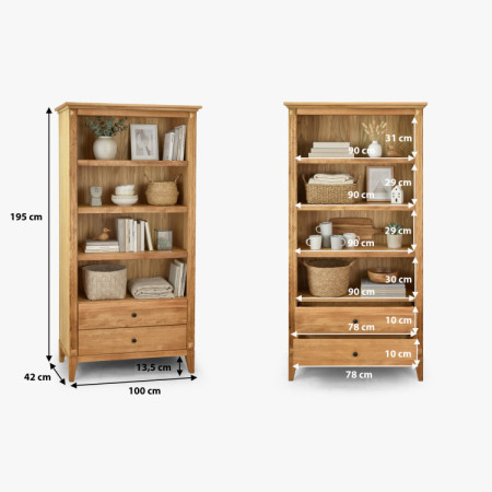 Eichenregal im rustikalen nordischen Stil