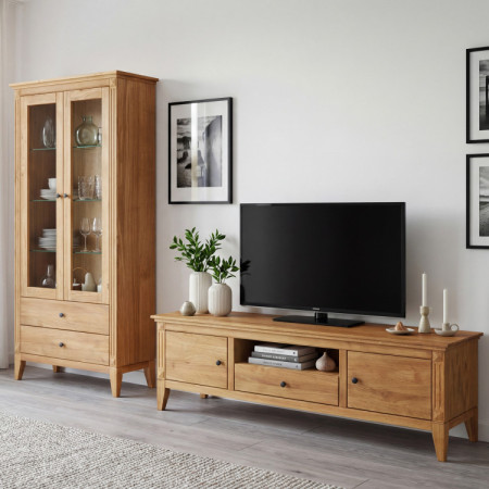 Sitzgruppe für das Wohnzimmer TV-Kommode und Vitrine