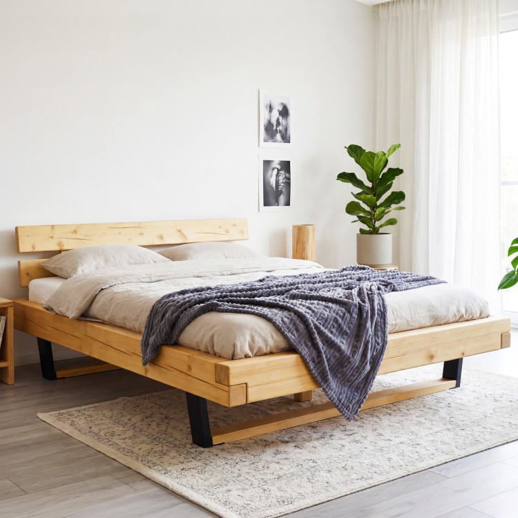 Postel aus Massivholz auf Füßen, Laura Fichte 160 x 200 cm