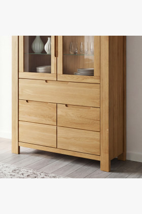 Eiche Vitrine mit Glastüren und festen Elementen 2