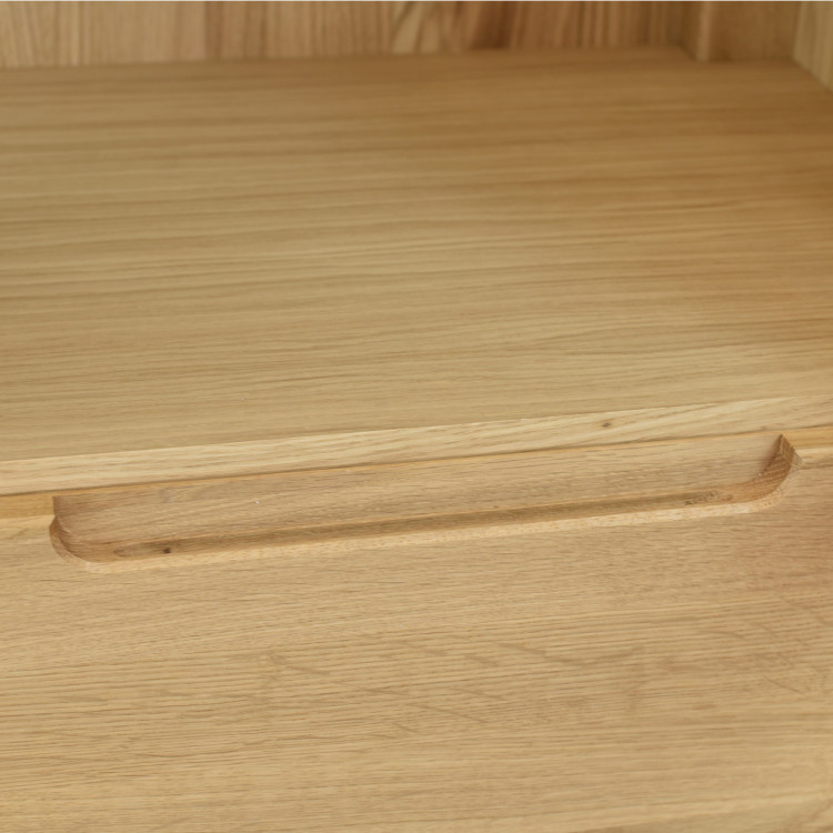 Eiche Vitrine mit Glastüren und festen Elementen