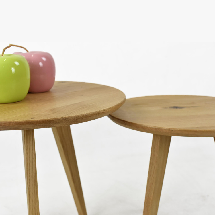 Set runder Massiv-Eichen-Tische, Typ 26