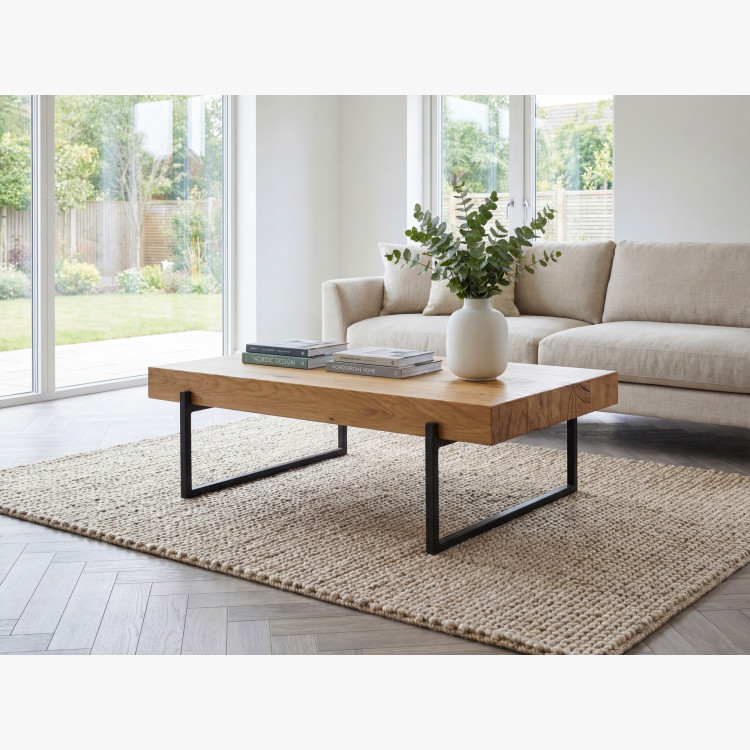 Konferenztisch aus Holzbalken