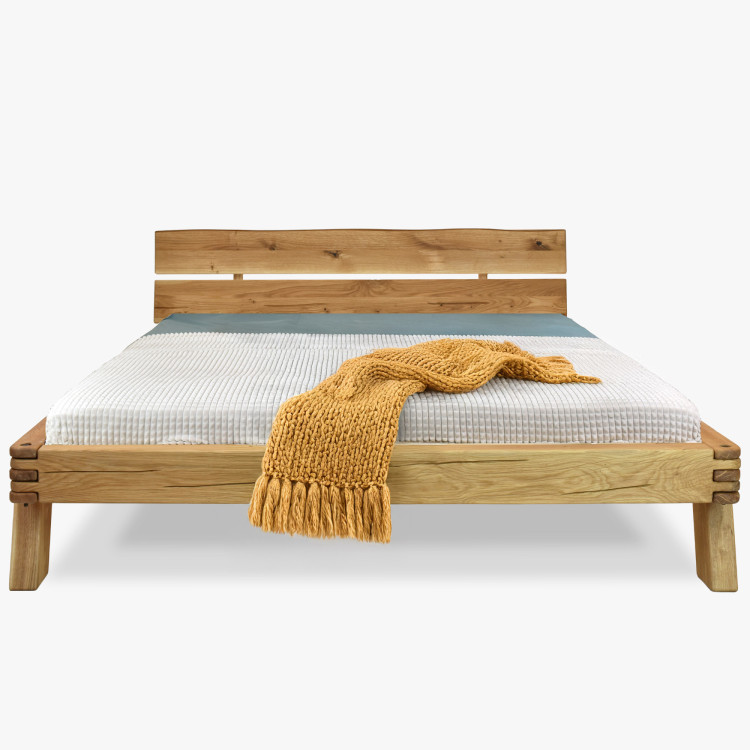 Holzbett aus Eichenbalken 180 x 200 cm