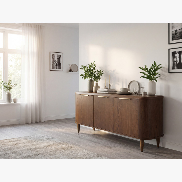 Trohtürige Design-Kommode in der Farbe Nussbaum