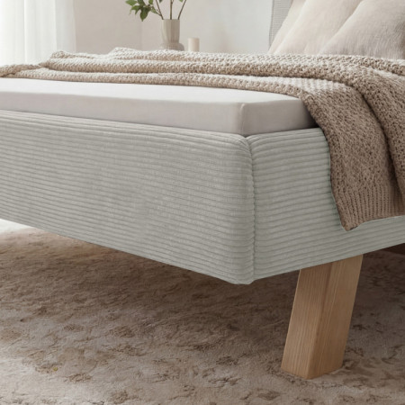 Doppelbett aus Stoff auf Beinen in Beige 180 x 200