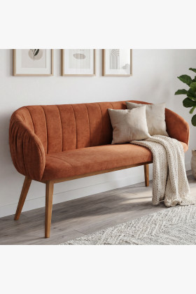 Gepolsterte Bank Elba mit Eichenbeinen in Ziegelrot