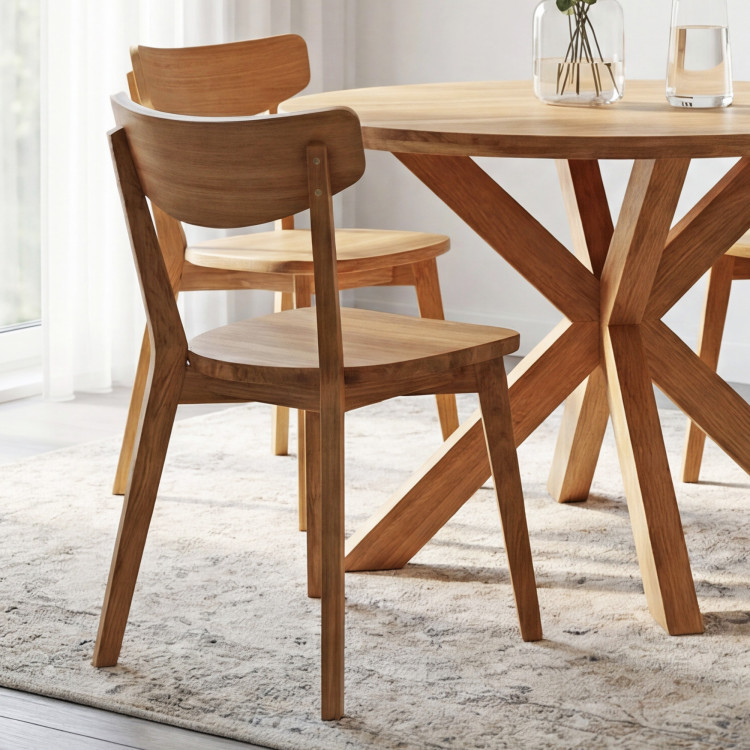 Dubicher Stuhl Hanka – massiver Esszimmerstuhl