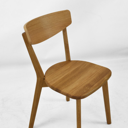 Dubicher Stuhl Hanka – massiver Esszimmerstuhl