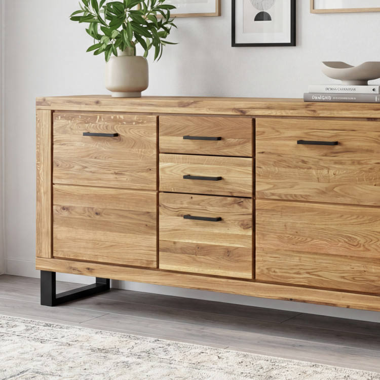 Kommode für das Schlafzimmer Eiche auf Füßen, Martina