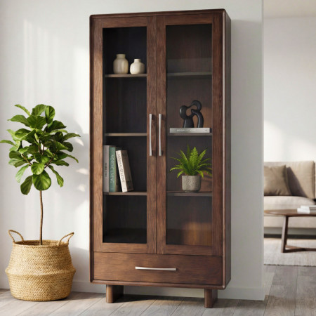 Vitrine mit Glastüren und Schublade in Nussbaumfarbe