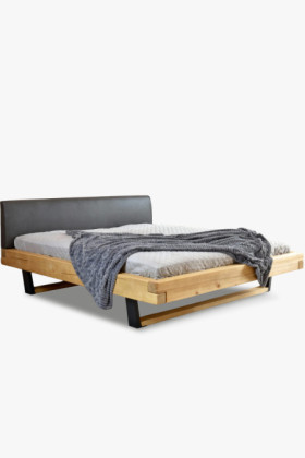 Postel aus Massivholz auf Beinen, Laura Fichte 200 x 200 cm 2