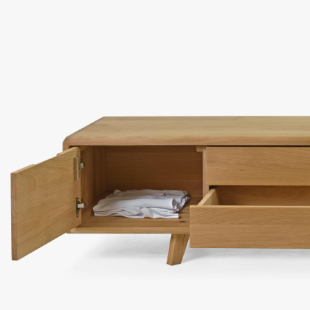 TV-Kommode, massives Eichenholz natural auf Füßen