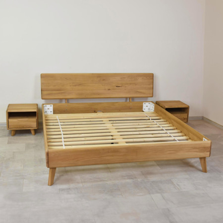 Ehebett aus natürlicher Eiche 180x200 Massivholz Doppelbett