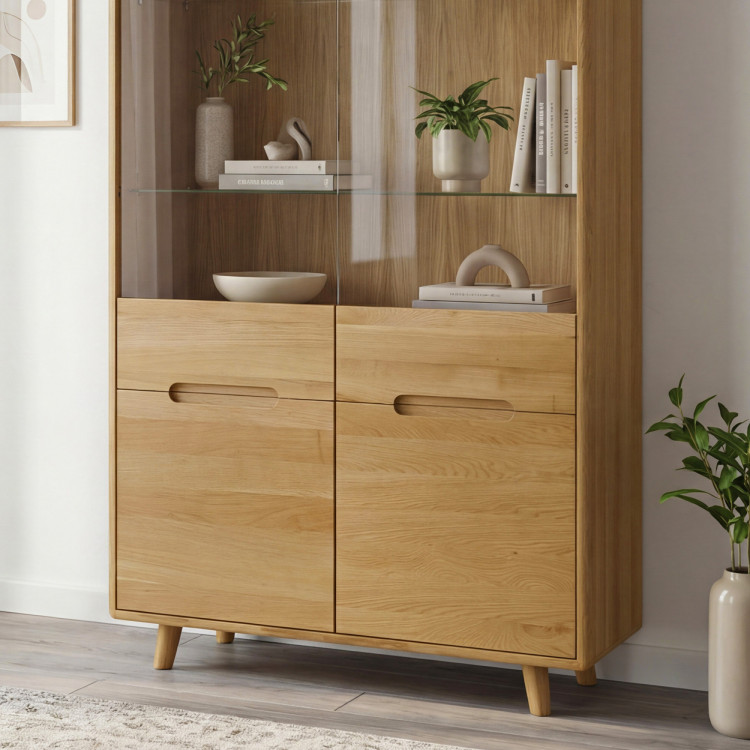 Zweiflügelige Eichenvitrine mit Glas, Bratislava