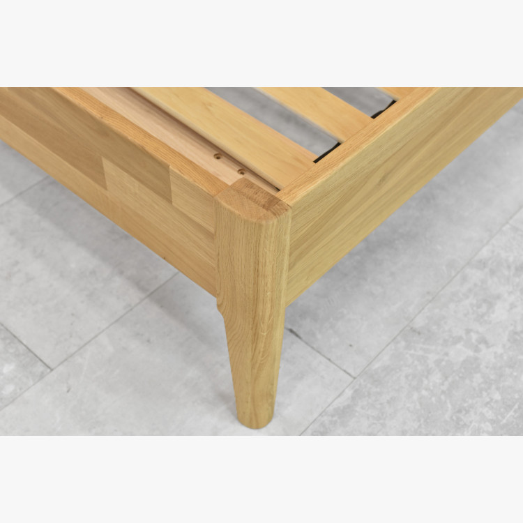 Manželská postel auf Eichenbeinen 180 x 200 cm, Prag