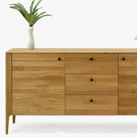 Eichenkommode auf Beinen, Kosice