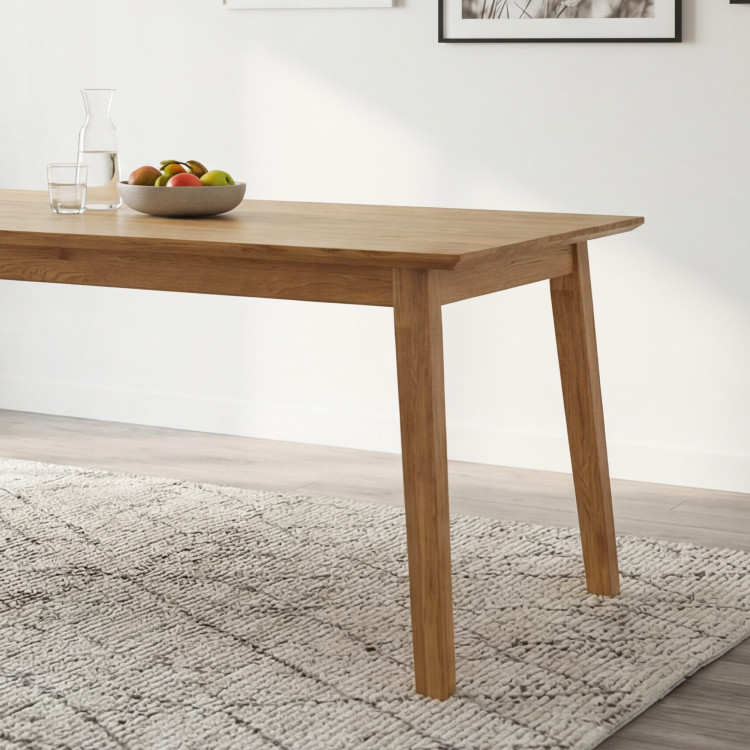 Massiver Eichentisch für bis zu 10 Personen 250 x 100 cm