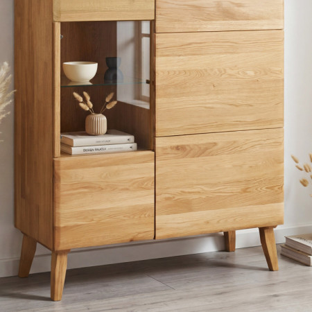 Niedrige Vitrine aus massivem Eichenholz auf Beinen, Prag Typ 45